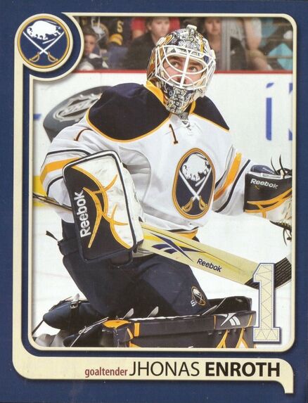 Why Team Issued Cards Are An Important Part of Your Collection